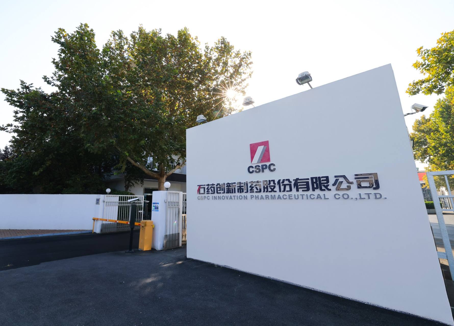 17150761952400769901780_1280